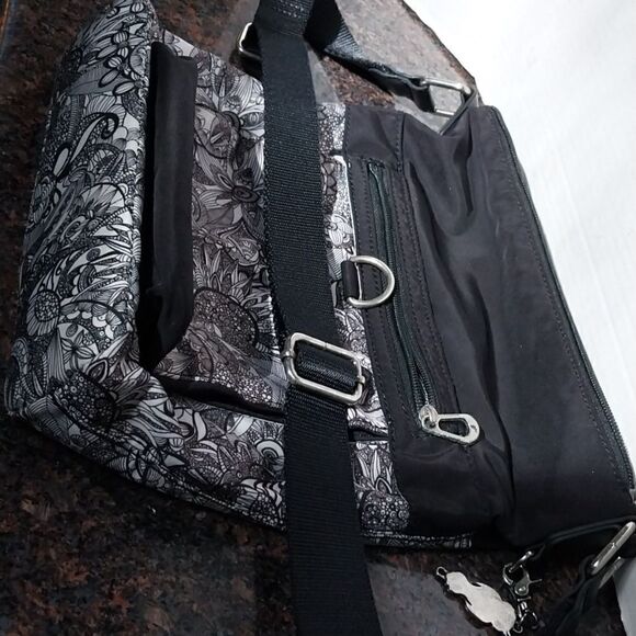 Sakroots Crossbody/ Shoulder Purse...EUC - Picture 10 of 11